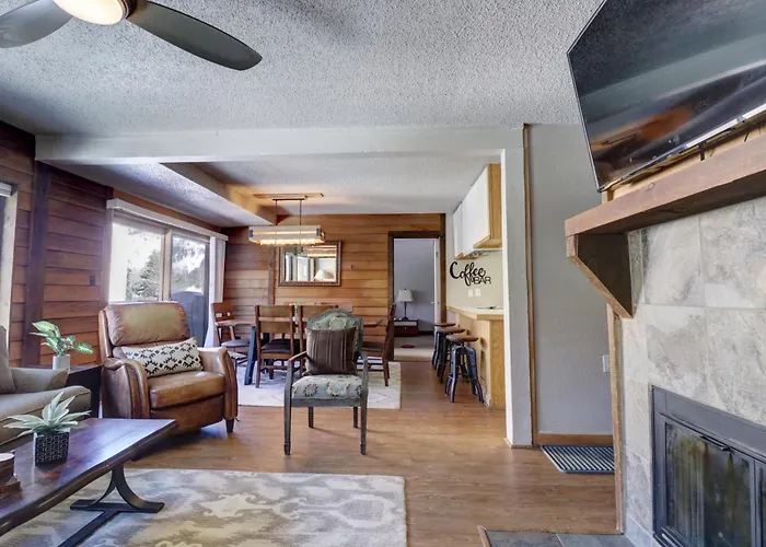 An202 Anaconda 2br 2ba Apartment